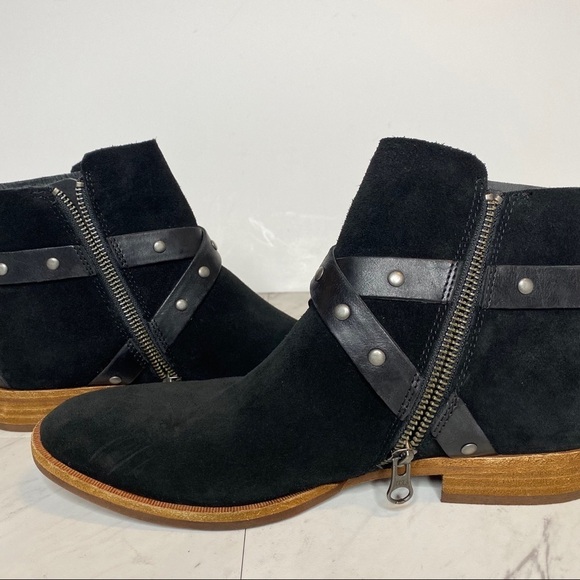 New! Kork Ease Kenai Black Buckle Suede Booties 8M - Picture 6 of 14